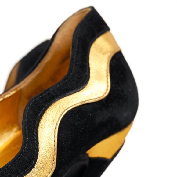 Prada SS/08 Black & Gold Suede Wavy-Stripe Scalloped Heels - Picture 8 of 9